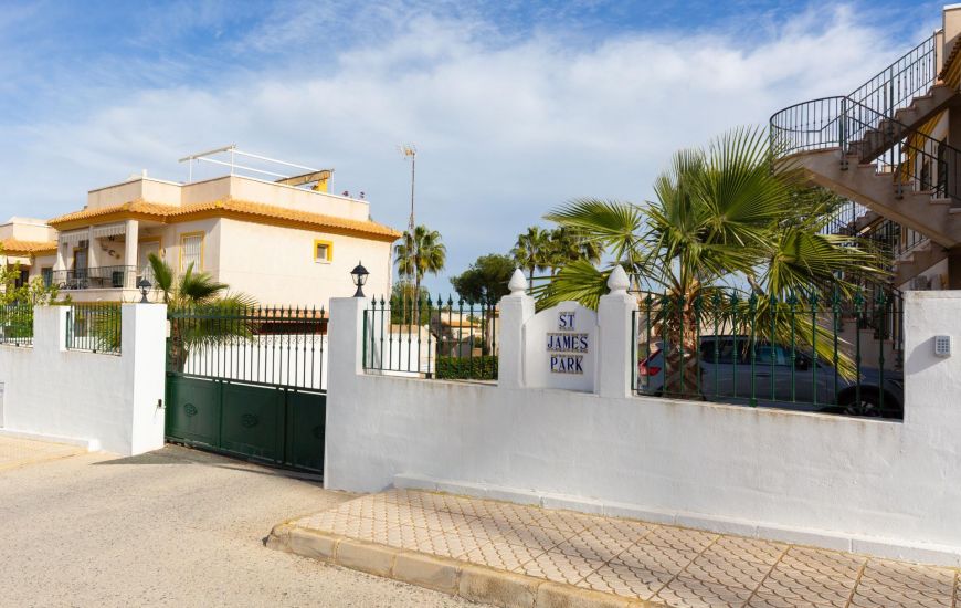 Sale - Apartments - Orihuela Costa