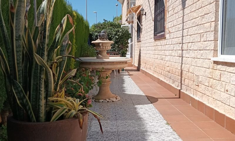 Sale - Villa - Pilar de la Horadada