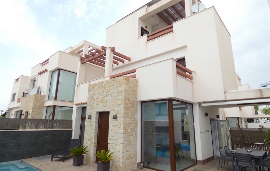Sale - Villa - Ciudad Quesada