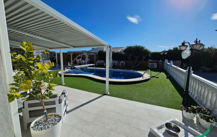 Sale - Villa - La Marina