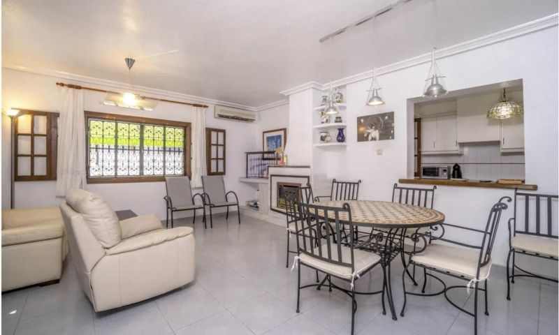 Sale - Villa - Orihuela Costa