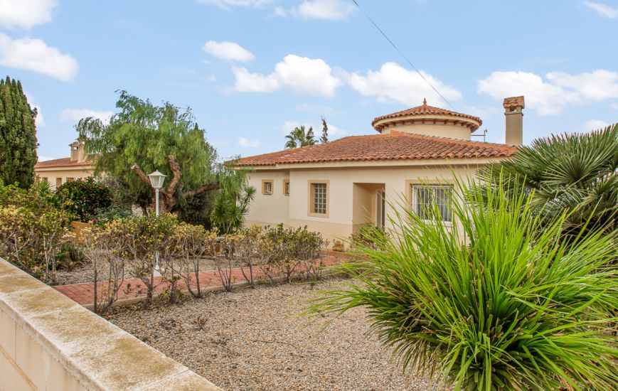 Sale - Villa - Algorfa