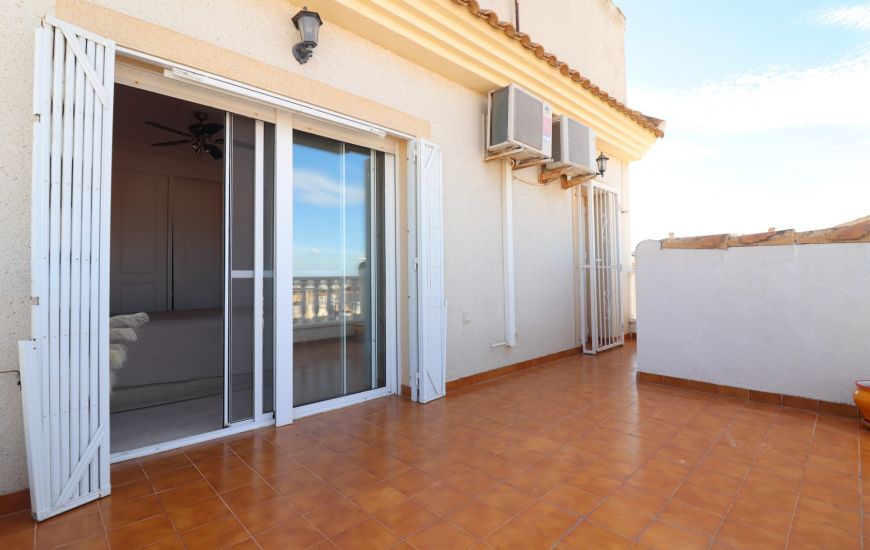 Sale - Villa - Benimar