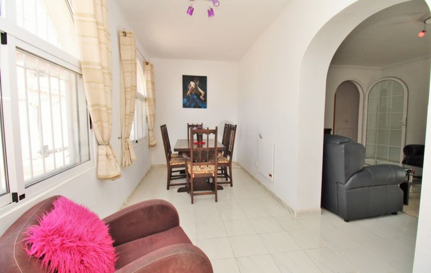 Sale - Villa - Villamartin