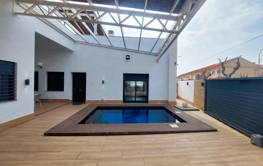 Sale - Villa - Pilar de la Horadada