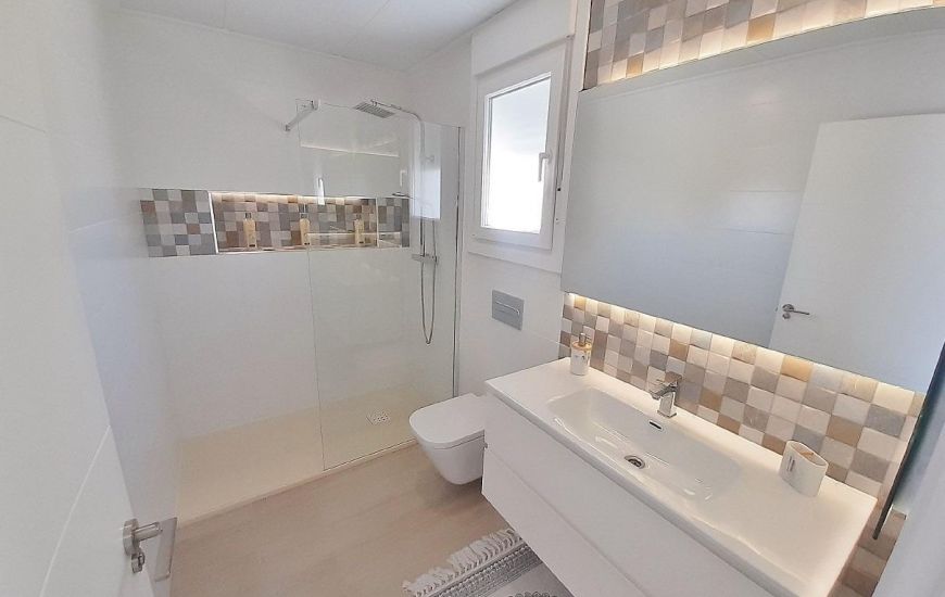 New Build - Townhouse - 