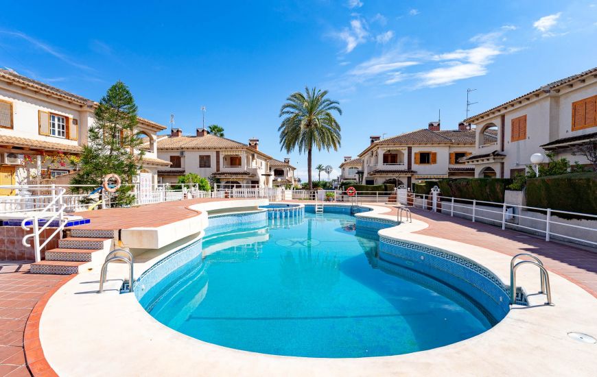 Venta - Apartamento - Punta Prima