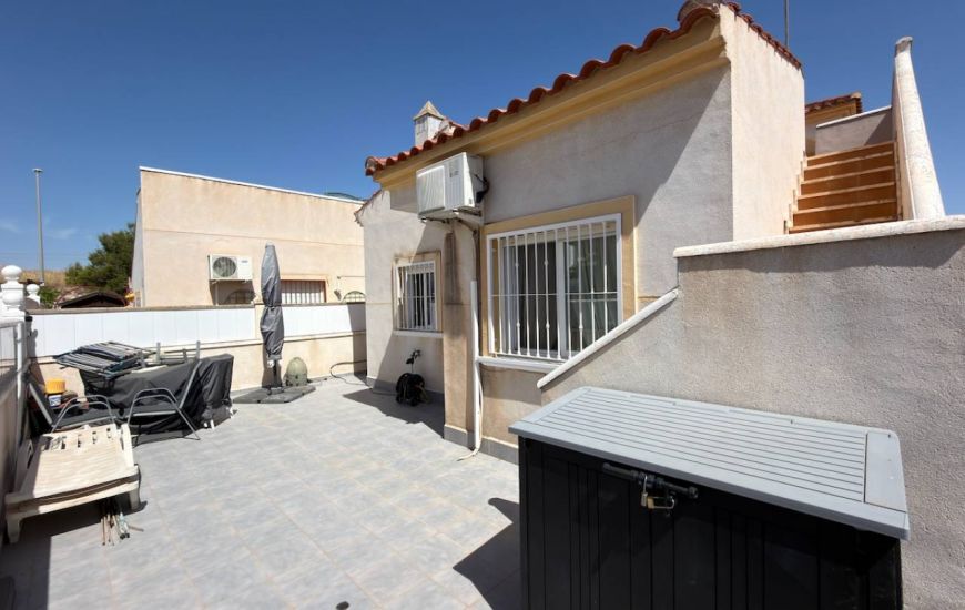 Venta - Villa - Algorfa