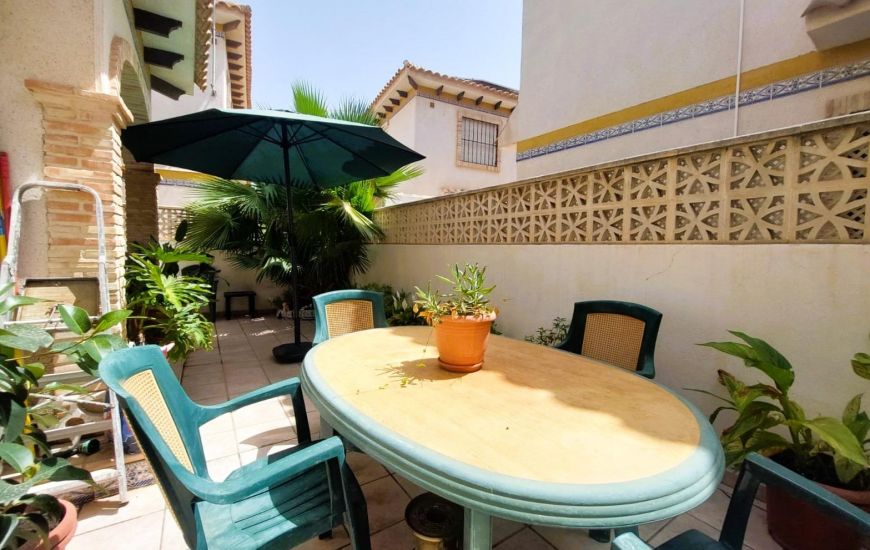 Sale - Semi Detached - Torrevieja