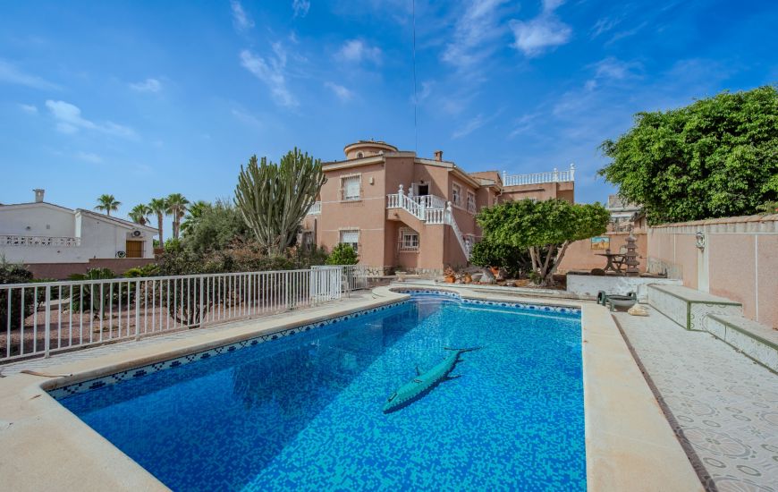 Sale - Villa - Ciudad Quesada