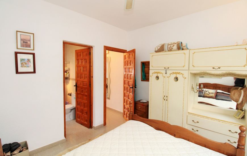 Sale - Villa - Villamartin