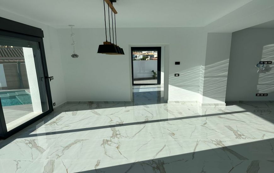 Sale - Villa - Rojales