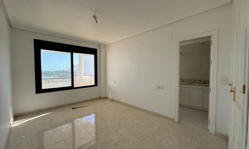 Sale - Apartments - Villamartin