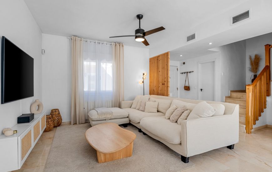 Sale - Townhouse - Alicante