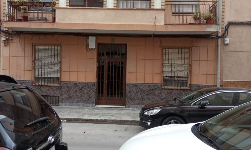Sale - Commercial - Cieza
