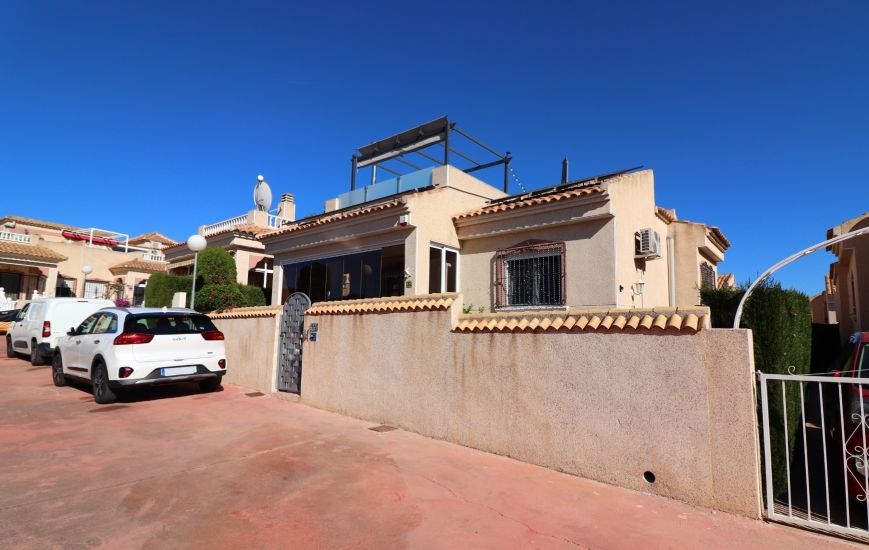 Sale - Villa - Algorfa