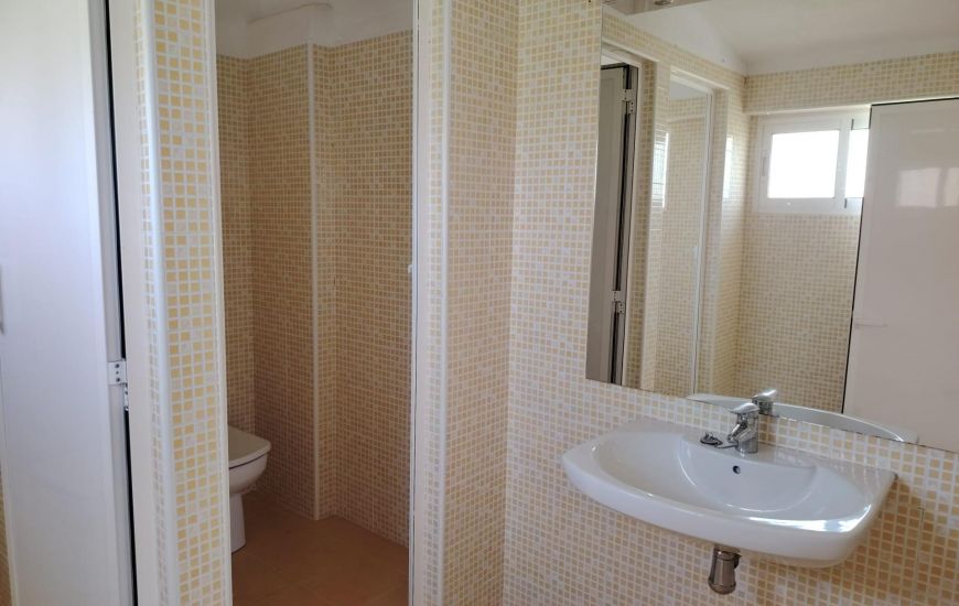 Venta - Villa - Petrer