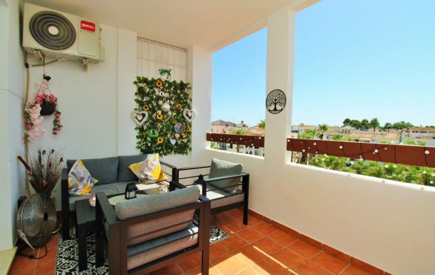 Sale - Apartament - Villamartin