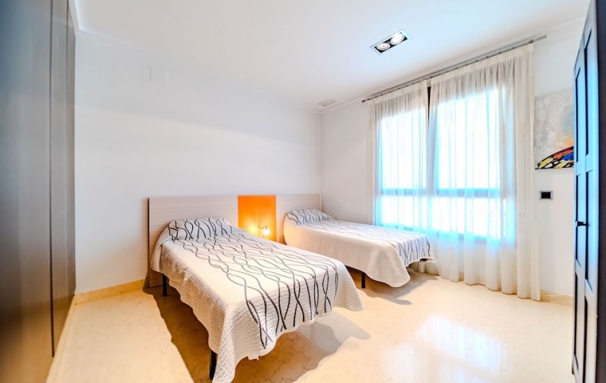 Sale - Villa - Cabo Roig