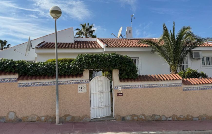 Venta - Villa - Benimar