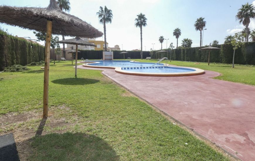 Venta - Link-Detached Villa - Torrevieja