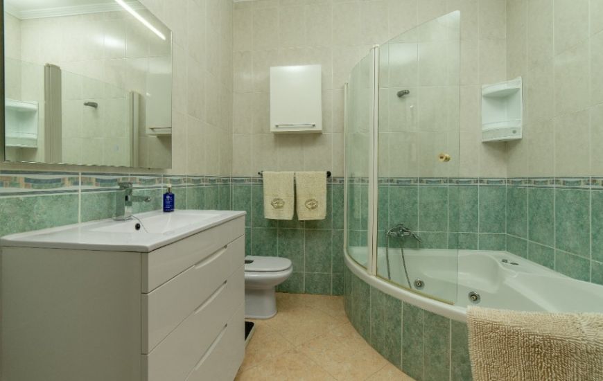 Sale - Villa - Los Altos