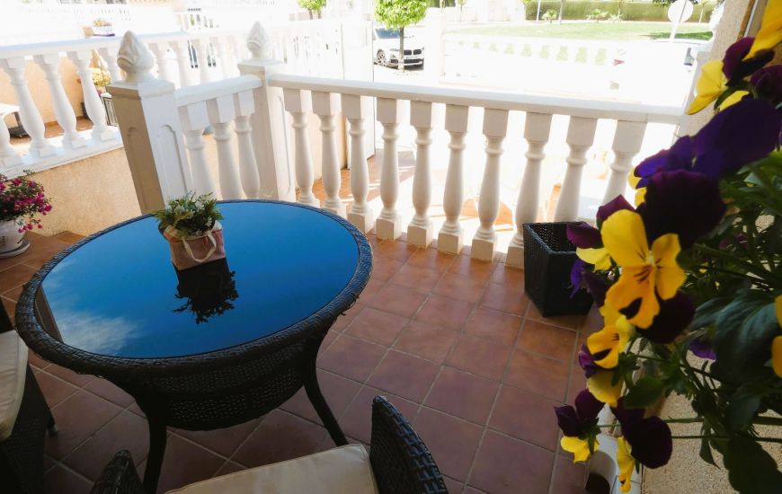 Sale - Link-Detached Villa - Torrevieja