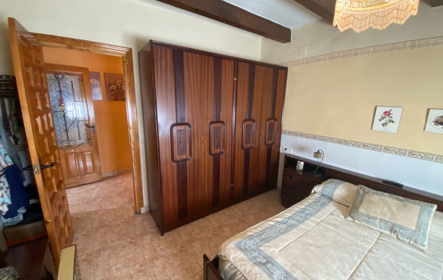 Sale - Country Property - Sax