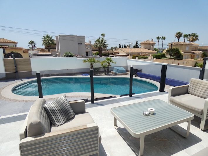 Sale - Villa - Ciudad Quesada