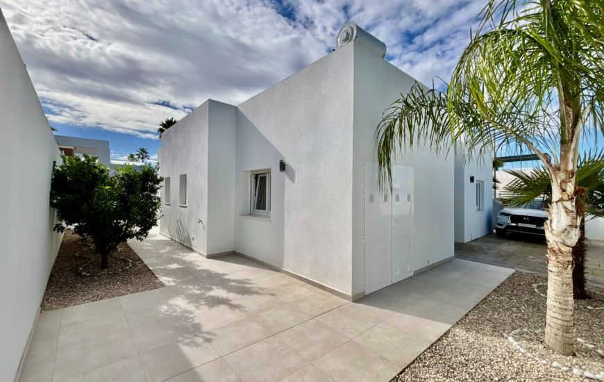 Venta - Villa - Benijofar