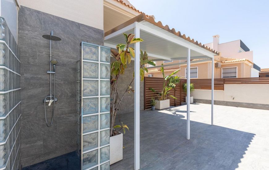 Sale - Villa - Torrevieja - 