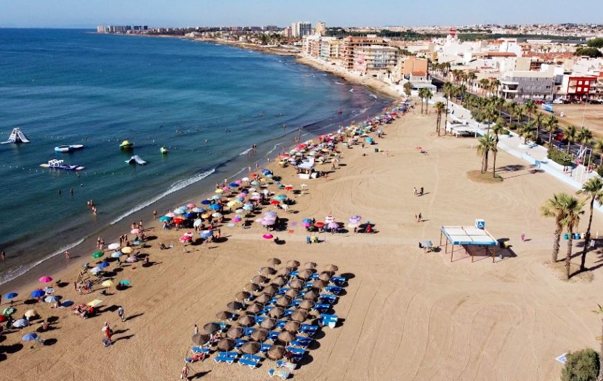 Sale - Villa - Los Altos