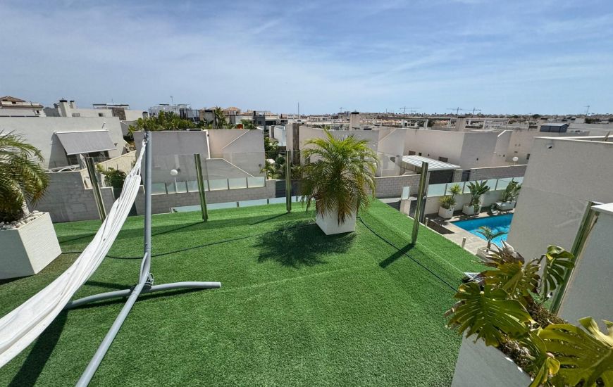 Sale - Villa - Orihuela Costa