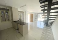 Sale - Semi Detached - Daya Nueva