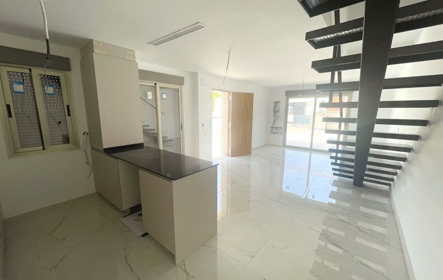 Sale - Semi Detached - Daya Nueva