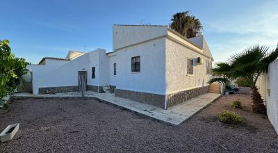 Villa - Sale - Torrevieja - Torrevieja