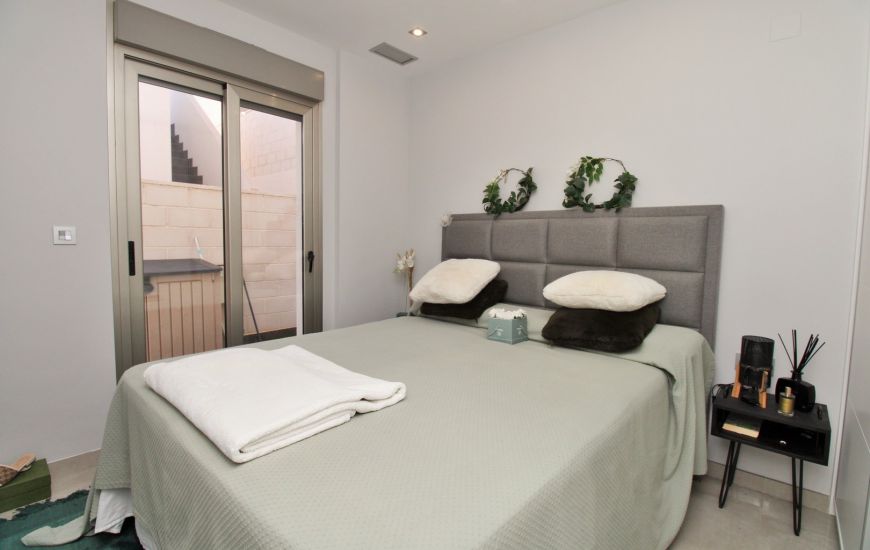 Venta - Villa - Villamartin