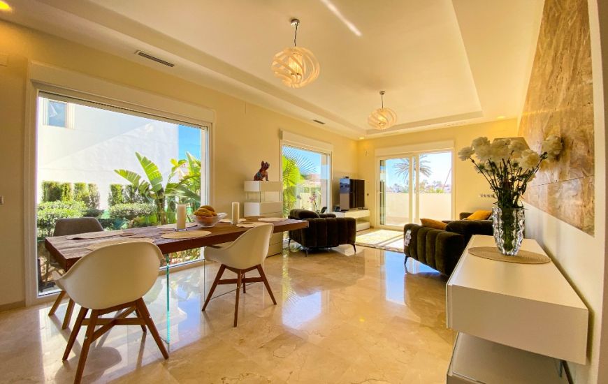 Sale - Villa - La Zenia