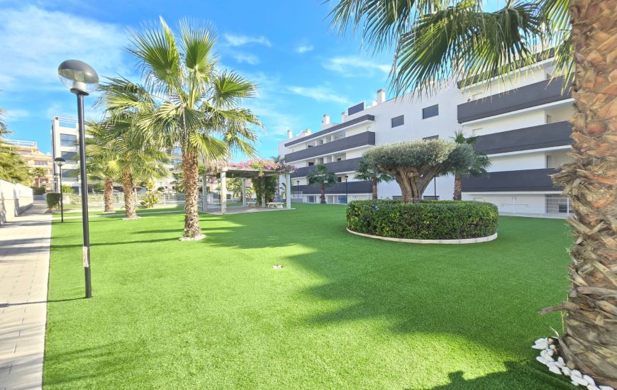Sale - Apartment / Flat * - Orihuela Costa