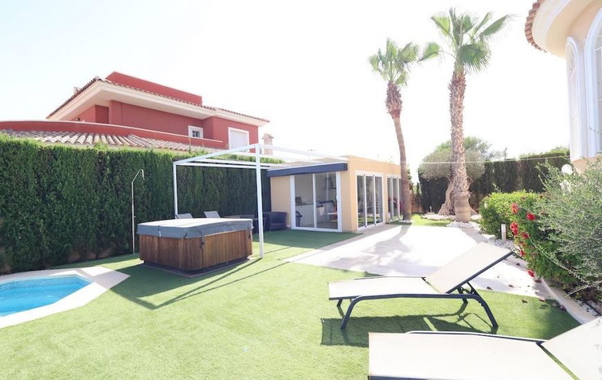 Sale - Villa - Ciudad Quesada