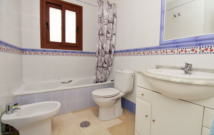 Sale - Rijtjeshuis - Villamartin