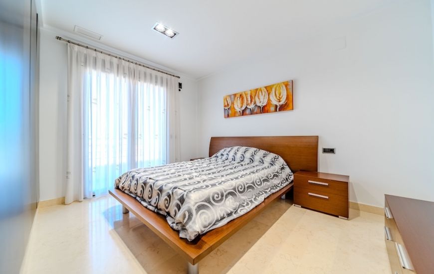 Sale - Villa - Cabo Roig