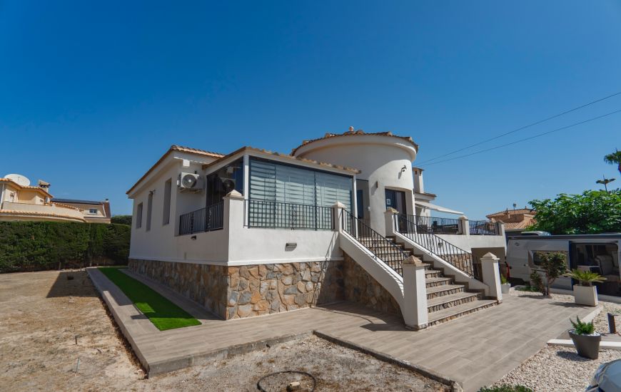 Sale - Villa - Ciudad Quesada