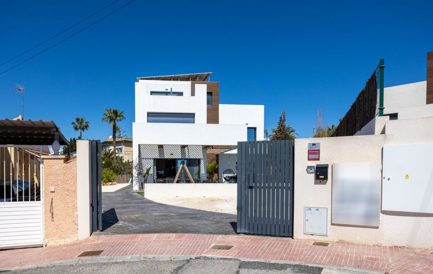 Sale - Villa - Ciudad Quesada