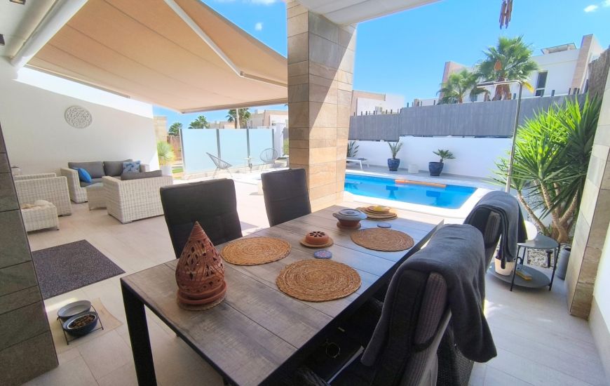 Sale - Villa - Algorfa