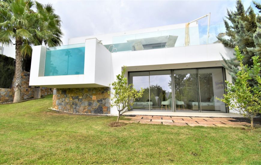 Sale - Villa - Las Colinas - Las Colinas Golf Resort
