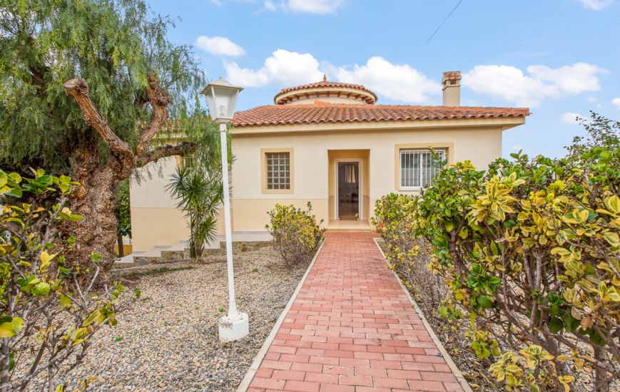 Sale - Villa - Algorfa