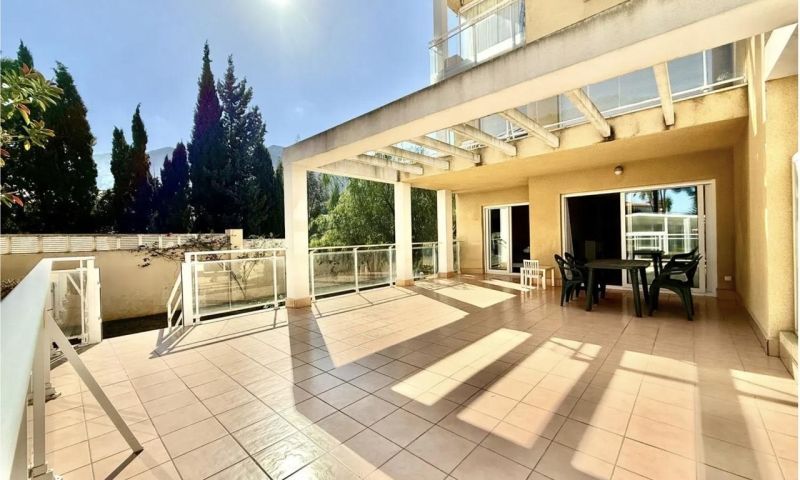 Sale - Apartments - Montgó