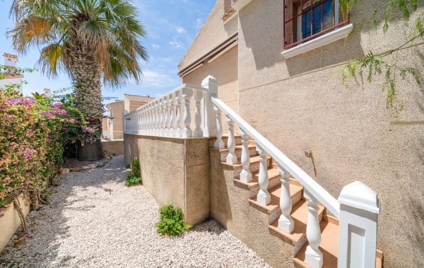Sale - Villa - Algorfa