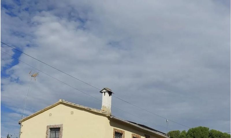 Sale - Villa - Montserrat